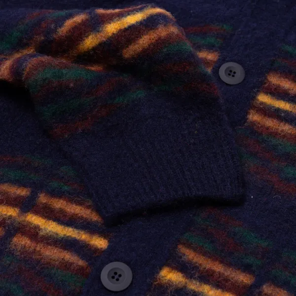 Howlin ' Cardigan "Out Of This World" In Scottish Wool