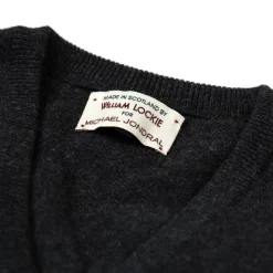 William Lockie Jumper "Oxton Vee" Made From Fine Scottish 1 Ply Cashmere