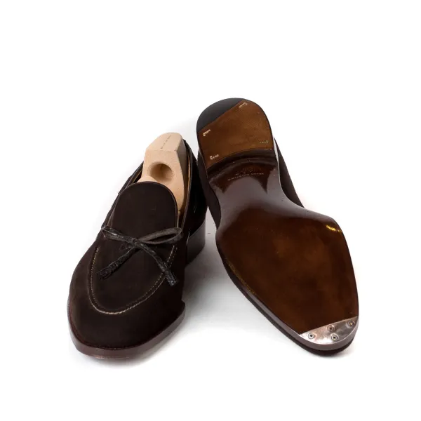 Saint Crispin's Loop Loafer "Croc-Tassel" Made Of Brown Suede "Hunting" - Purely Handc