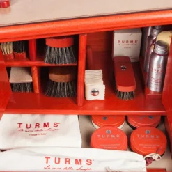 Turms Mobiletto Fully Equipped Shoe Polish Locker