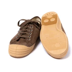 Specials X MJ Novesta X Mj: Brown