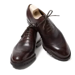 Saint Crispin's Oxford "Longwing Sport Brogue" Made Of Dark Brown Grained Ca